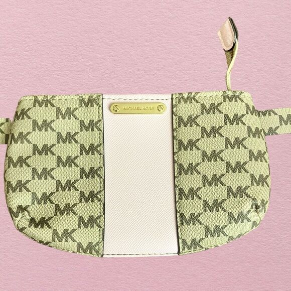 Michael Kors Waist Bag/Belt / SZ: XL / NWOT - Picture 2 of 8